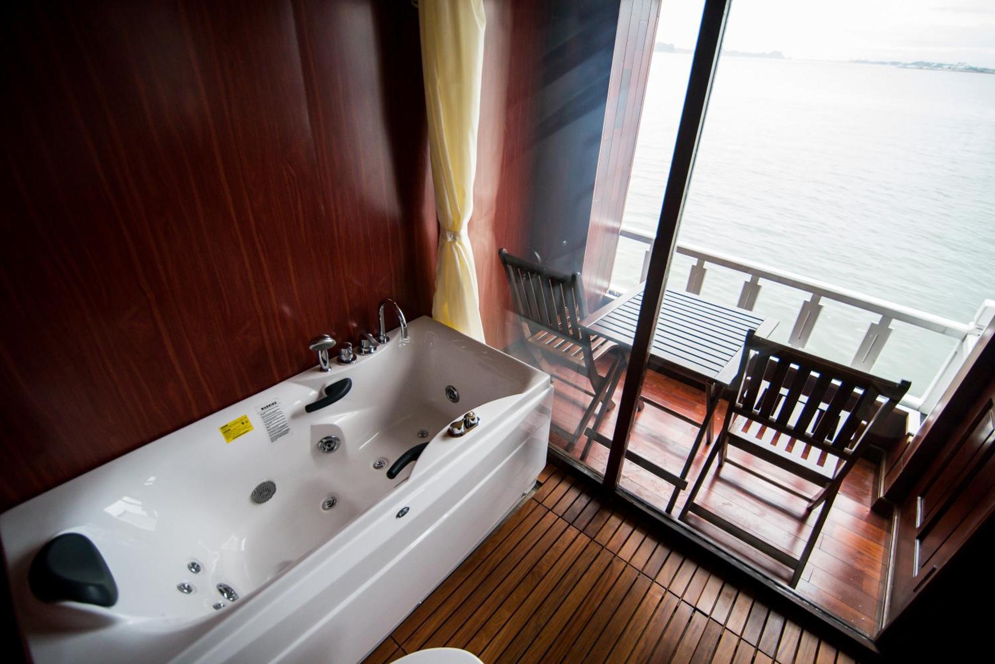 Renea Cruises Halong Ξενοδοχείο Χα Λονγκ Εξωτερικό φωτογραφία